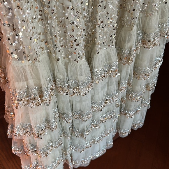 Mac Duggal NWT Champagne Ivory Tiered Sequin Embellished Midi Dress Sz 8 #10883 - Picture 13 of 14